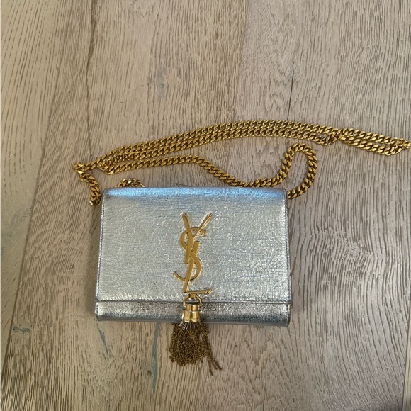 Saint Laurent Kate Tassel Small Bag in Metallic Leather - Picture 11 of 11